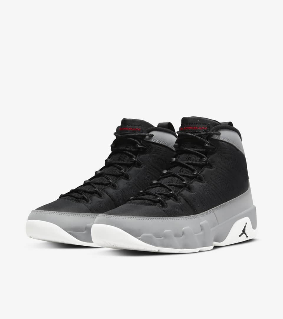 Air Jordan 9 Retro